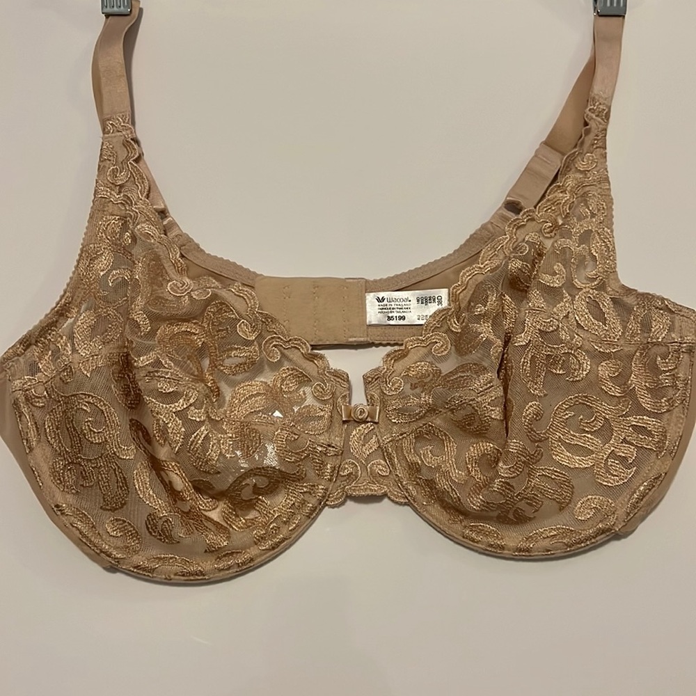 Wacoal Underwire Bra - Lacy Taupe No Padding Size 38 D